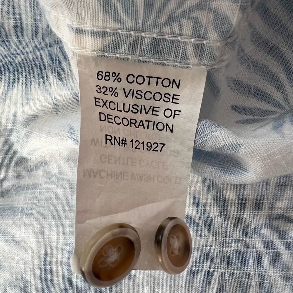 Johnnie-O Hangin Out Button Down - Picture 4 of 6